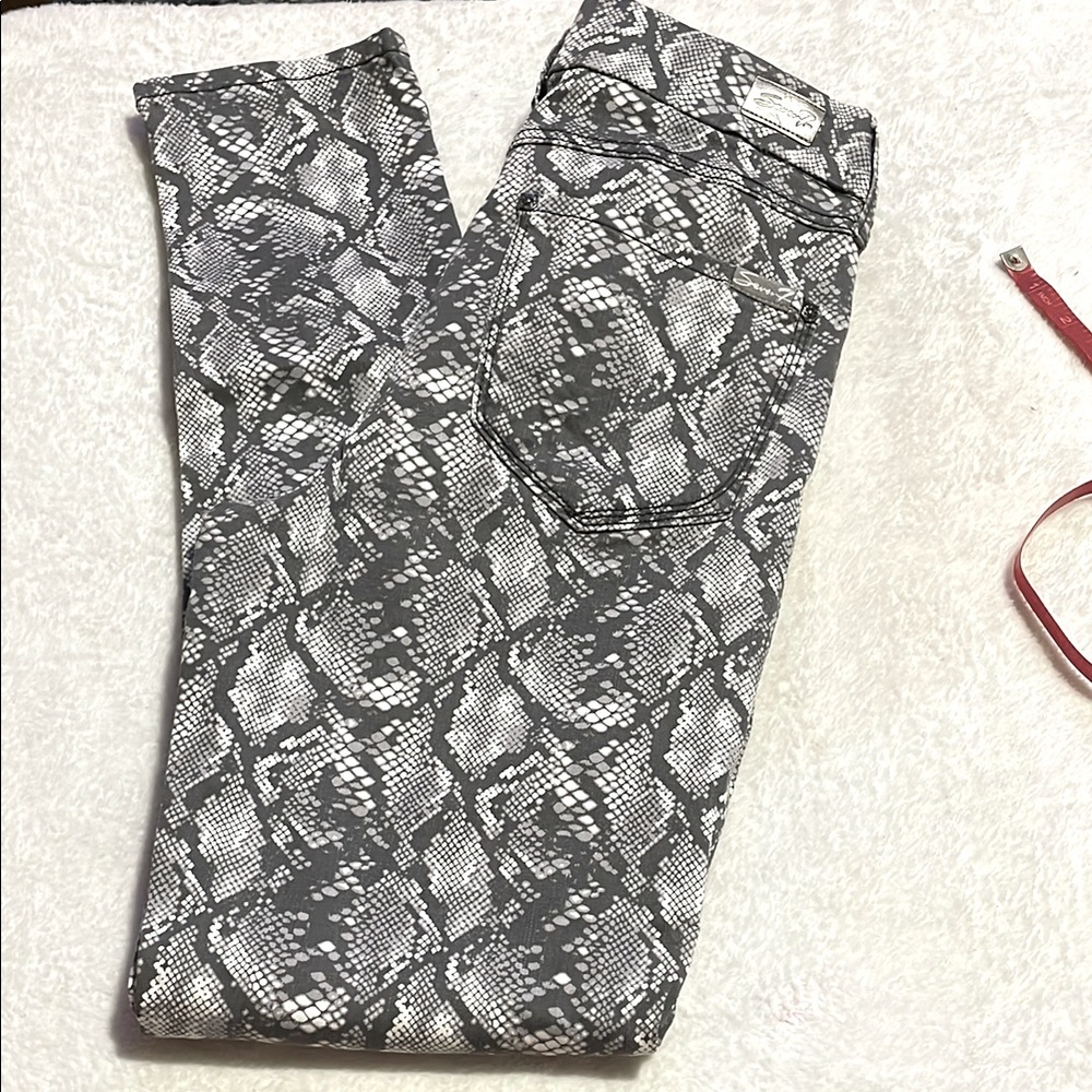 Seven 7 Tummyless High Rise Skinny Snake Skin Print Pants - Picture 2 of 12